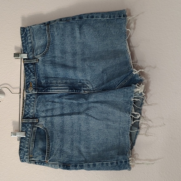 5 Pound Not So Mystery Box Size 16 (5 Items) - Picture 3 of 6